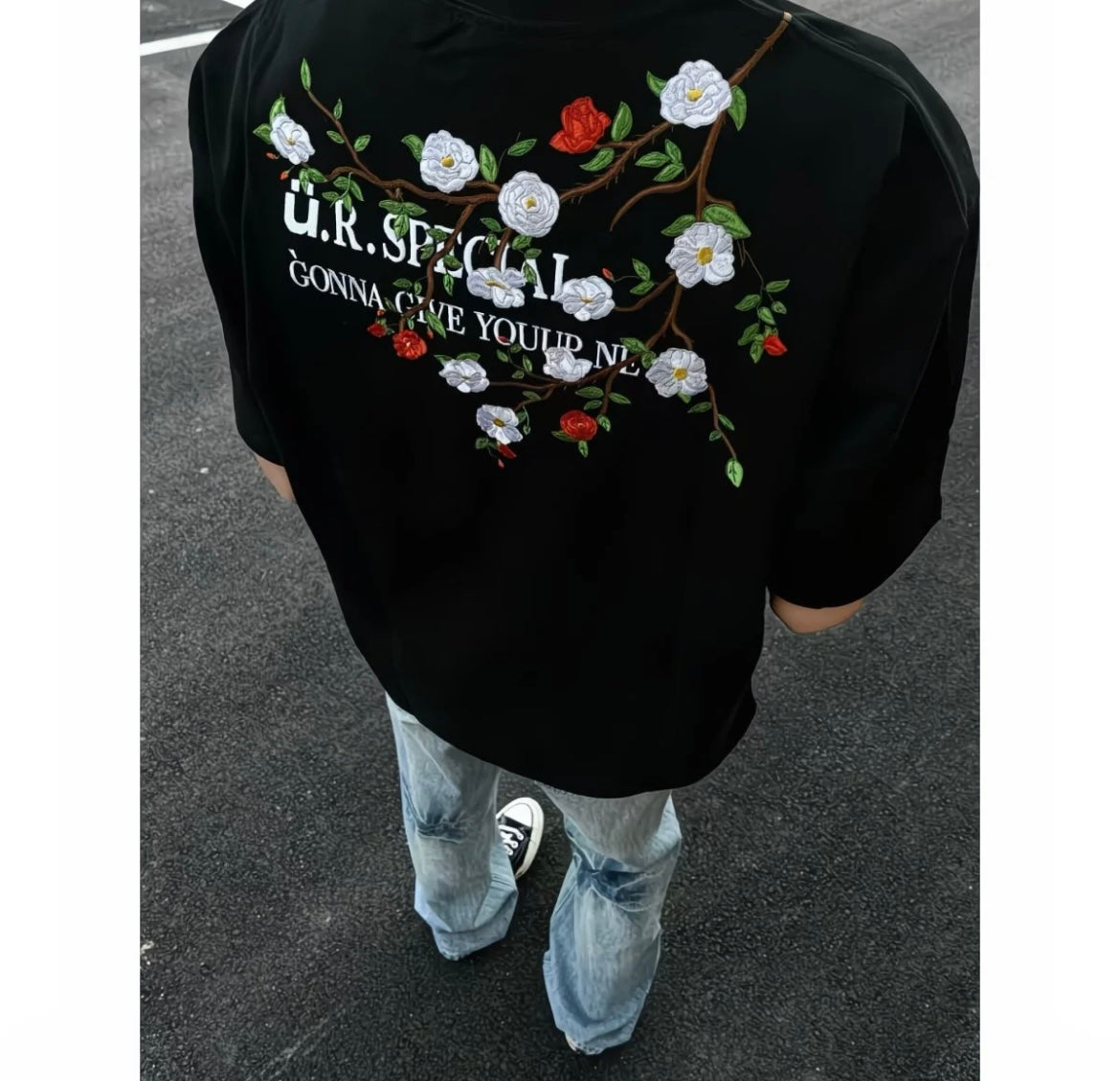 BLOOM - Ce qui pousse dans le noir